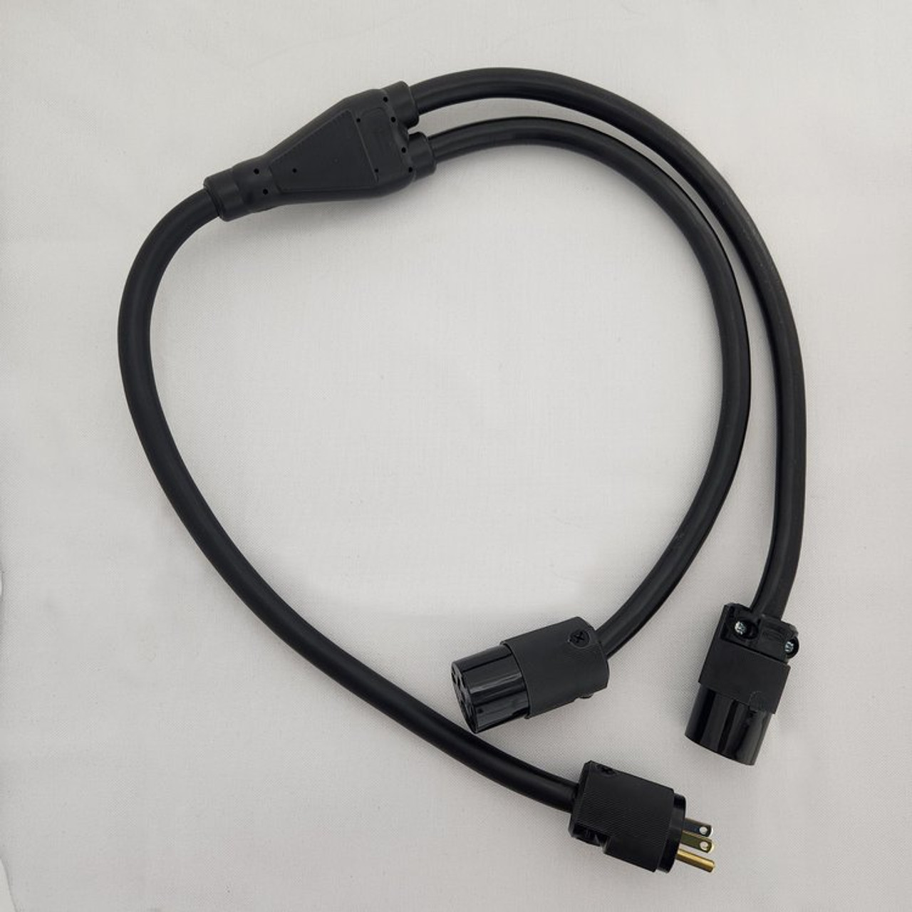 PlugsPlus 2-Fer 36" Splitter Cables with 15A Straight Blade/Edison/ NEMA 5-15 Connectors