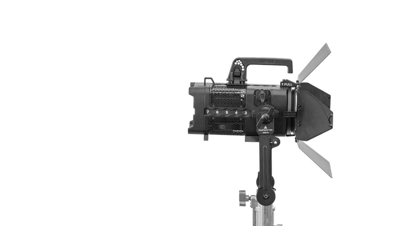 Astera AF80 PlutoFresnel Battery-Powered Spotlight with Fresnel Lens (AF80)