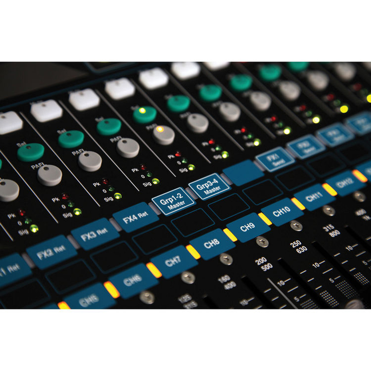 Allen & Heath AH-QU-24C 30-Channel Digital Mixer (AH-QU-24C)