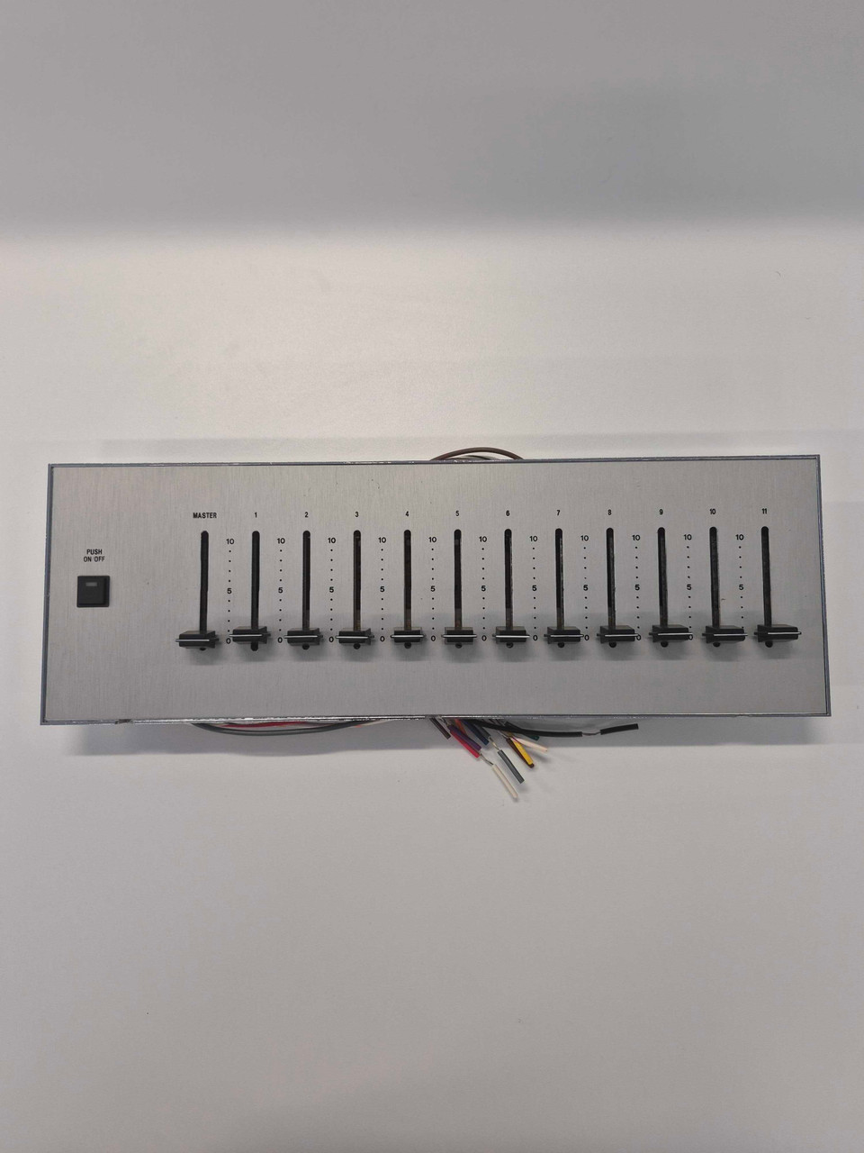 Leviton Macro Wall Station, 12 Sliders - Refurbished (LEVITON MACRO 12-SLIDER, REFURB)