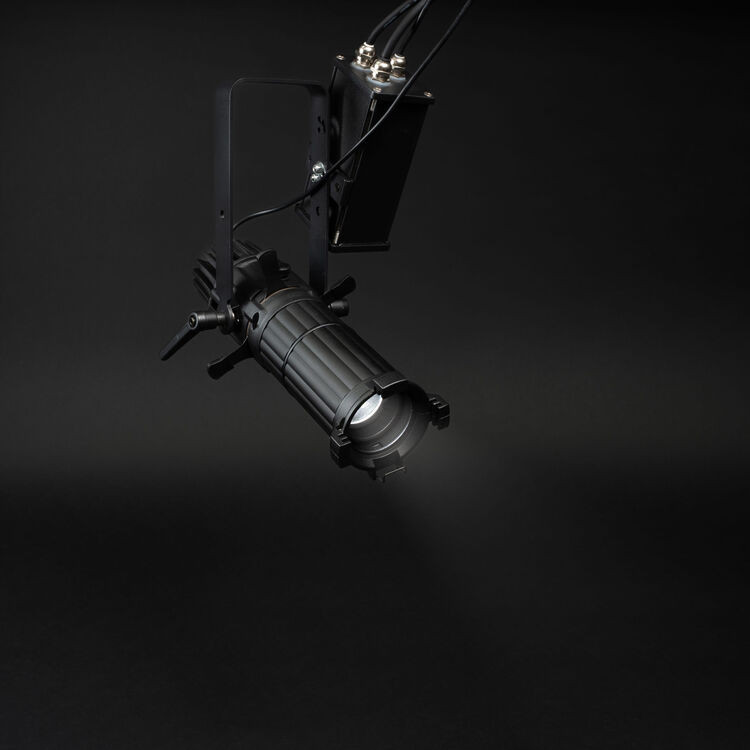 elektraLite SRAYM WW 30W IP 30W Warm White Stingray Mini Spot LED IP65 Fixture with Zoom Lens (SRAYM WW 30W IP)