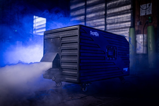 Froggy's Fog Titan ICE Ground Fog Machine 1700 Watt with DMX and Digital Controls