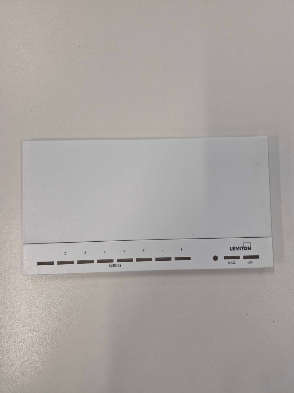 Leviton D4200-LW-Faceplate Replacement Faceplate for D4000-Series 32-Channel Luma-Net lighting Controller (D4200-LW-Faceplate)