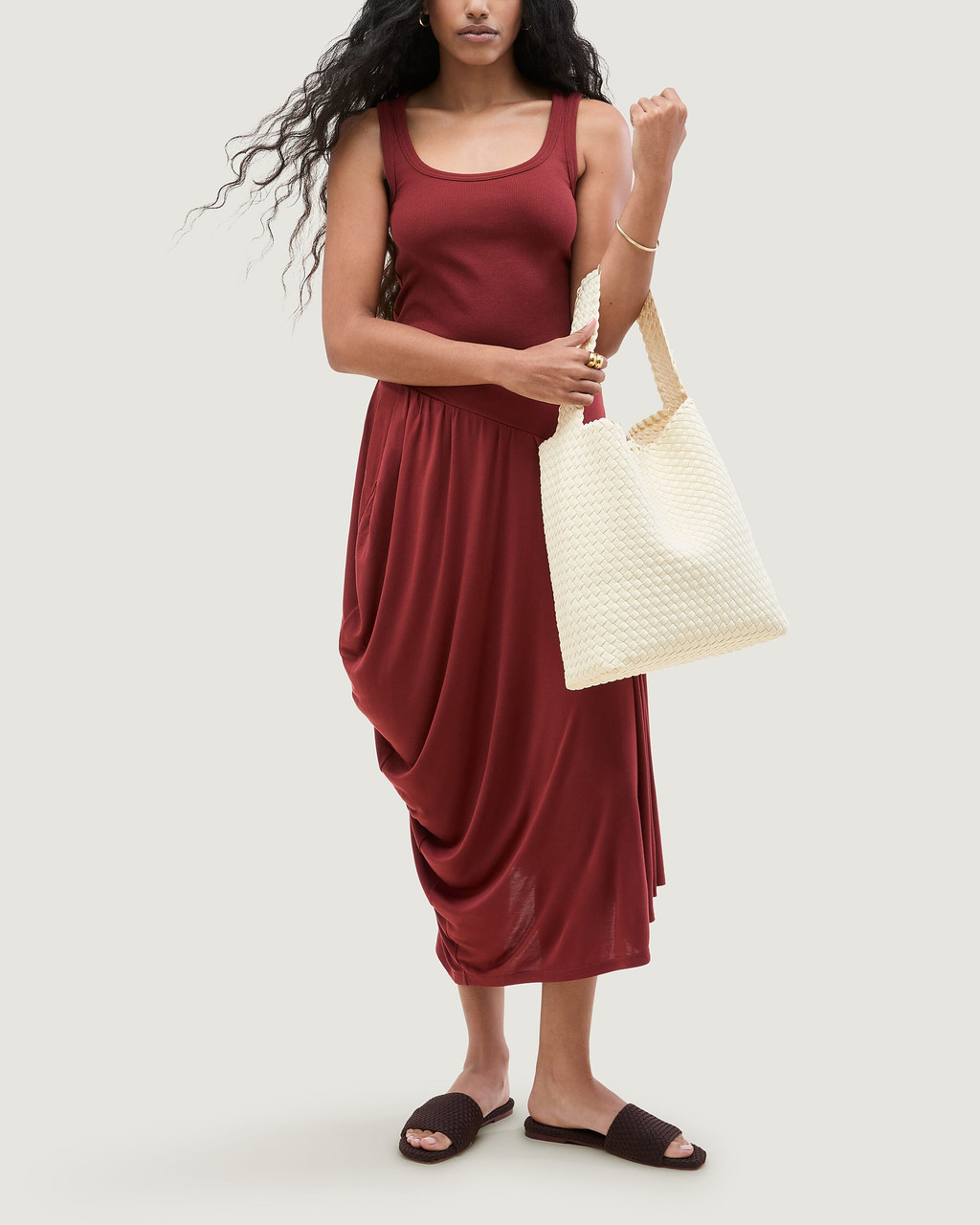 NAGHEDI Nomad Medium Hobo in Salt