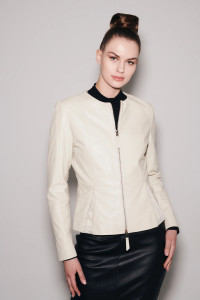 Jakett New York Blair Convert Peplum Jacket in Off White Jakett New York Blair Convert Peplum Jacket in Off White