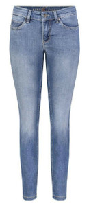 MAC Dream Skinny Authentic Jeans in Authentic Summer Blue Wash MAC Dream Skinny Authentic Jeans in Authentic Summer Blue Wash