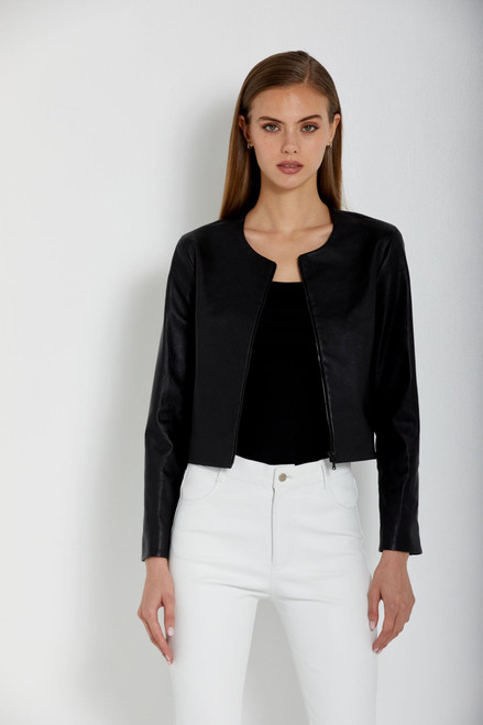 *ORDER TODAY* Susan Bender Long Sleeve Cropped Cardigan in Black