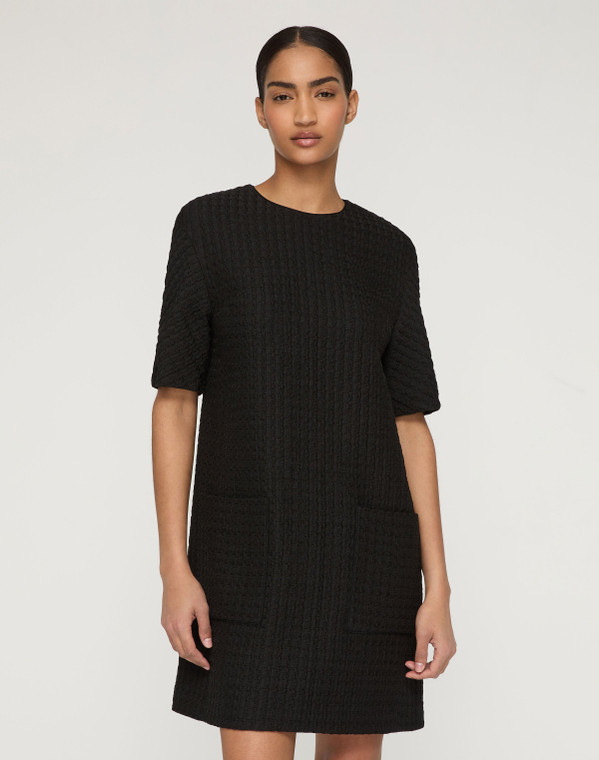 Lafayette 148 New York Textured Houndstooth Jacquard Patch Pocket Shift Dress in Black, Size Medium