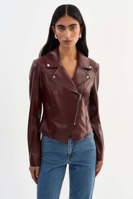 *ORDER TODAY* LAMARQUE Pascale Fitted Faux Leather Jacket in Wax Brown