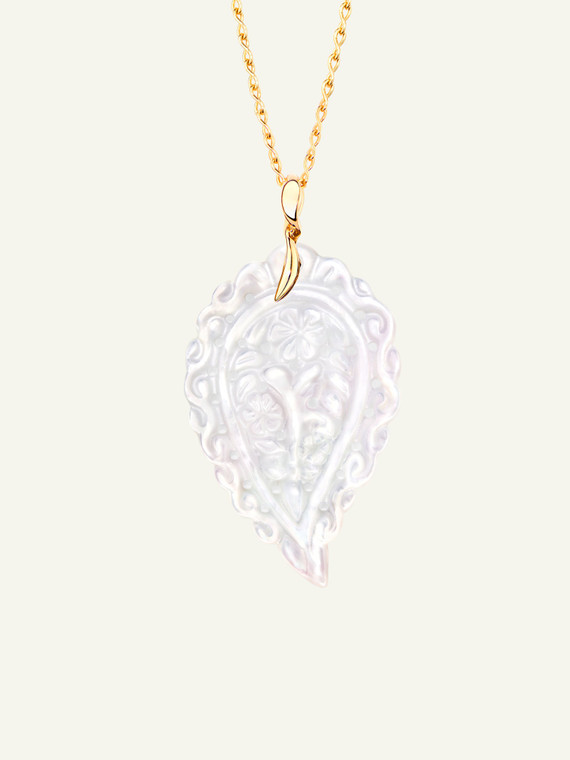 Tamara Comolli India 18K Yellow Gold Large Pendant with Mother of Pearl