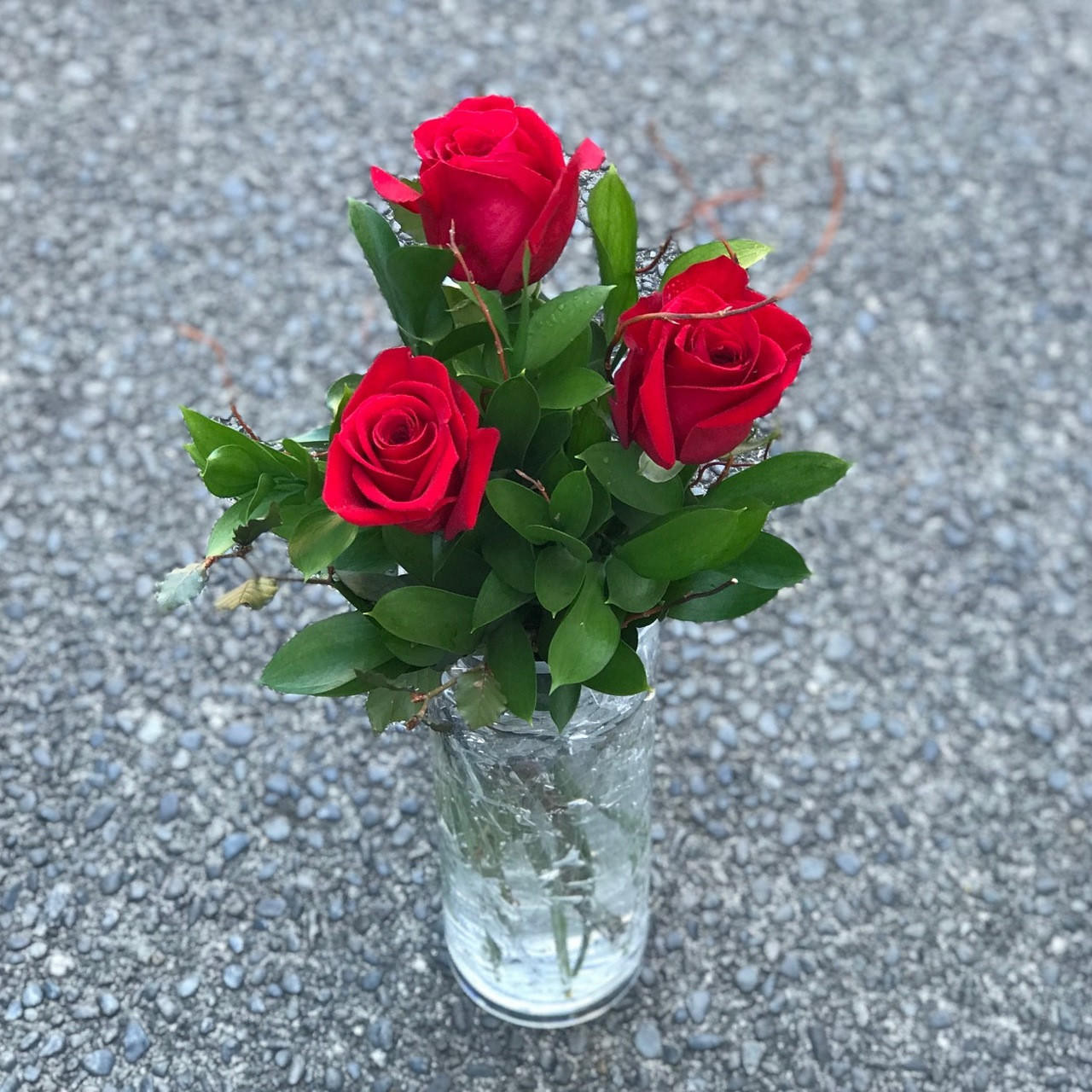 3 Roses - The Flower Boutique