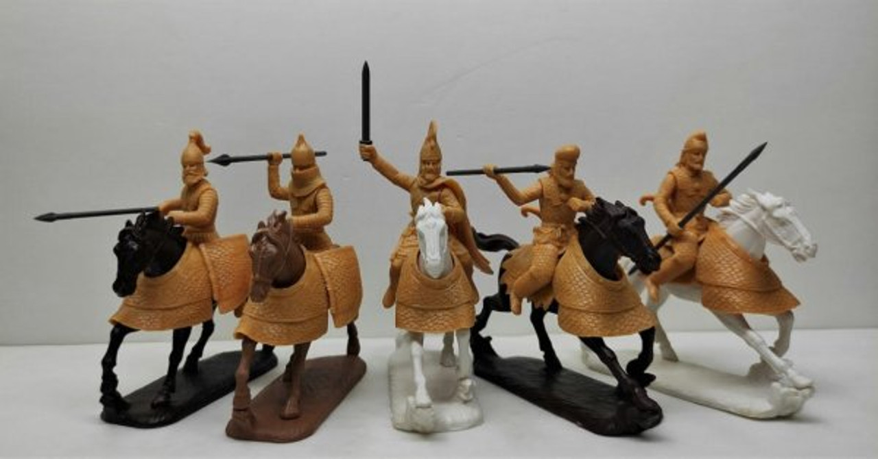 HaT 8050 Persian Heavy Cavalry 1:72 Scale Figures