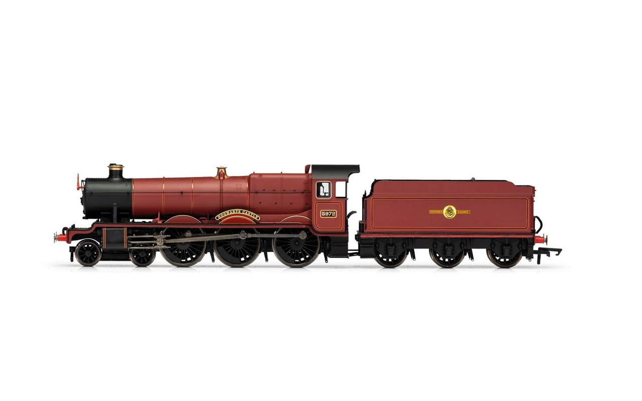 Hornby R3803TTS 5972 'Hogwarts Castle', with Sound OO Guage