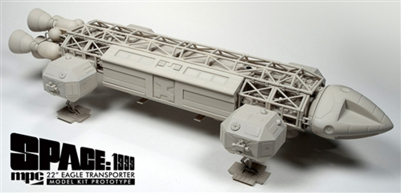 MPC 825/06 1:48 Space 1999 Eagle Transporter