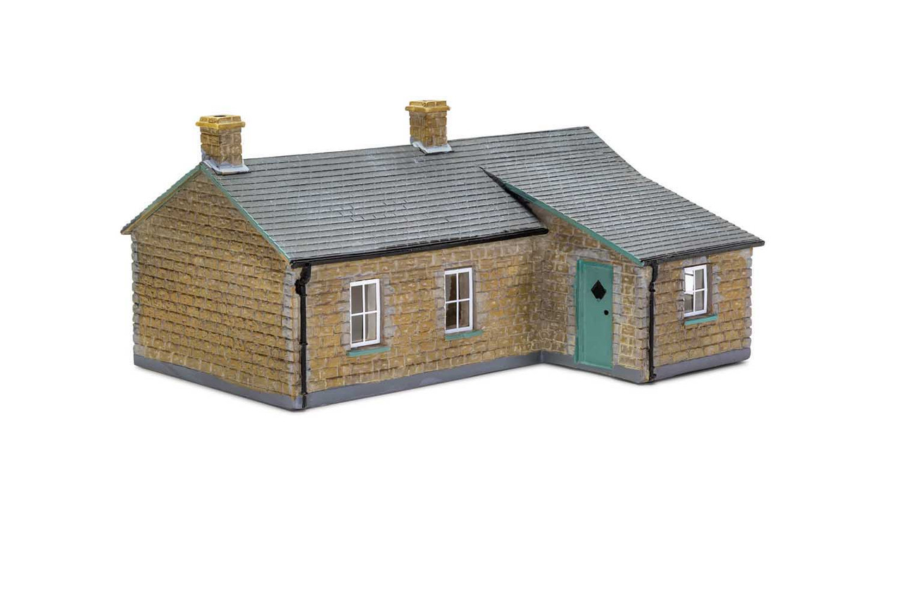 Hornby R7266 OO Gauge The Old Rectory