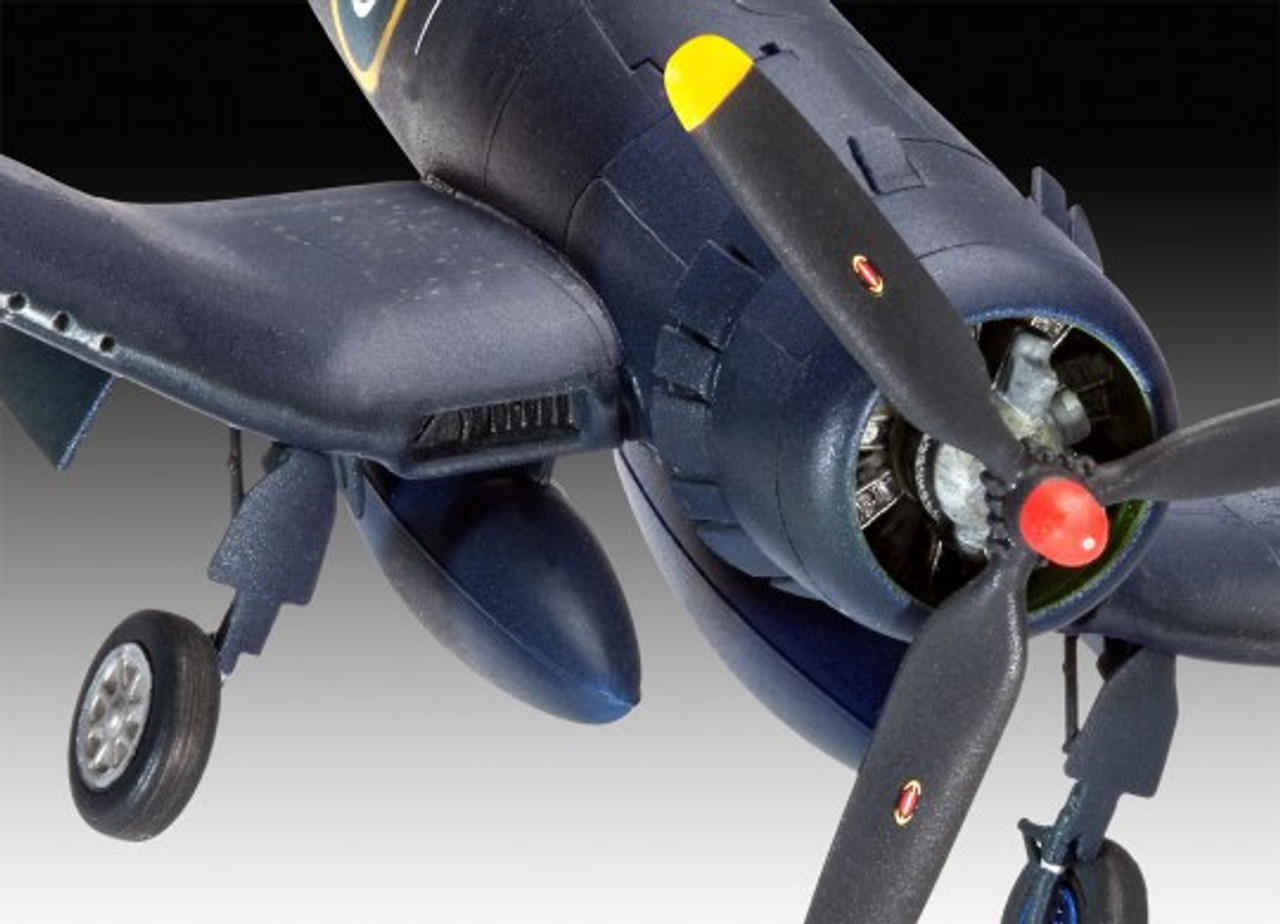 Revell 03917 1:72 Vought F4U-1B Corsair Royal Navy