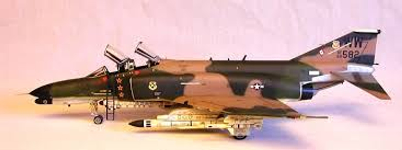 Hasegawa P04 1:48 McDonnell Douglas F-4G Phantom II