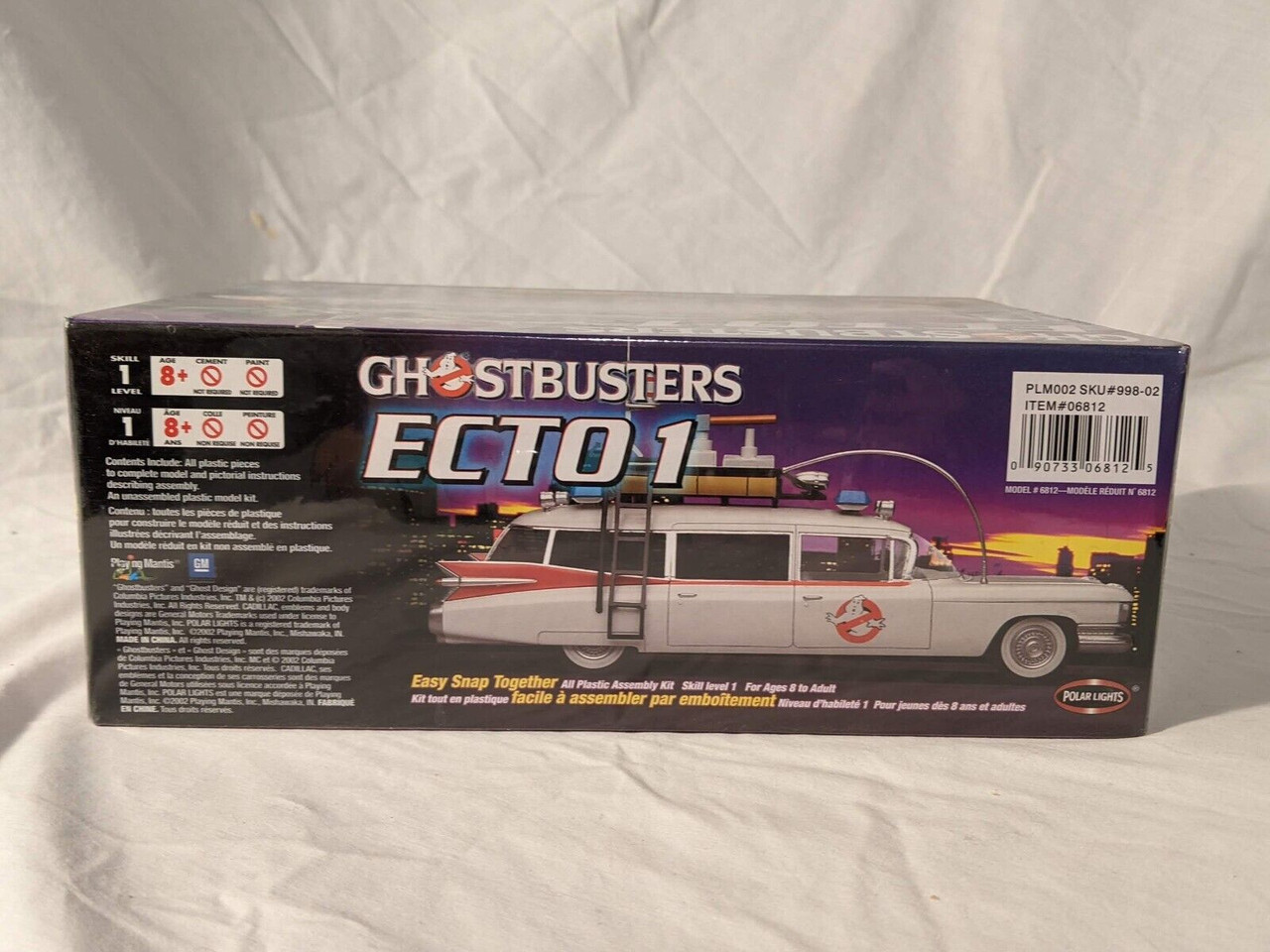 Polar Lights #06812 Ghostbusters ECTO 1 car