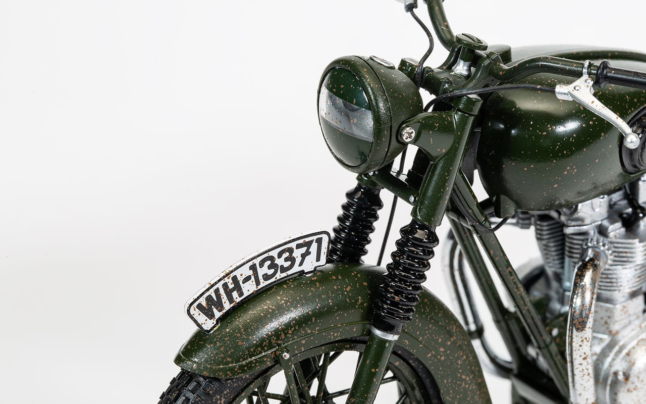 CCorgi CC08501 Triumph TR6 Trophy (Weathered) 'The Great Escape'