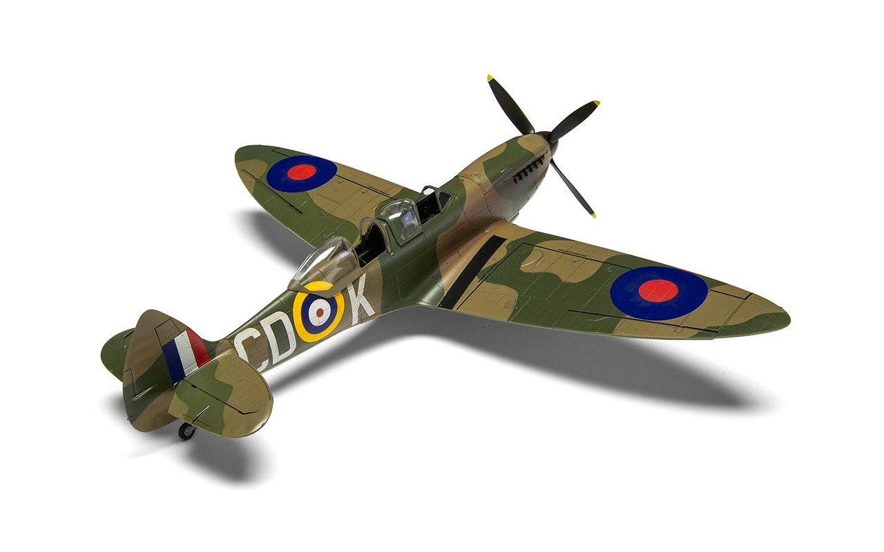 Airfix A05143 1:48 Supermarine Spitfire TR.9