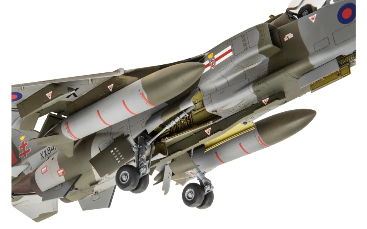 Airfix A11011 1:48 Sepecat Jaguar T.2 & T.4