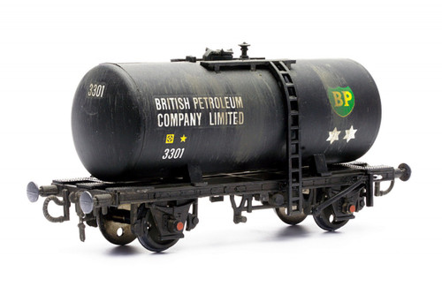 Dapol Kitmaster OO/HO C034 Class B Tanker-BP  Model Railway Accesseries