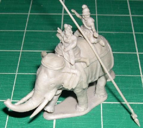 HaT 8141 Macedonian Elephant 1:72 Scale Figures