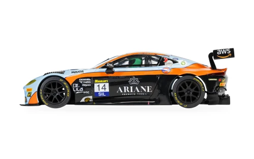 Scalextric C4655 Aston Martin GT3 Vantage - 12 hours of Bathurst 2025 - Gulf