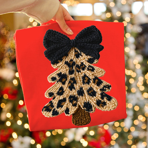 Faux Chunky Yarn Leopard Bow Tree Tee