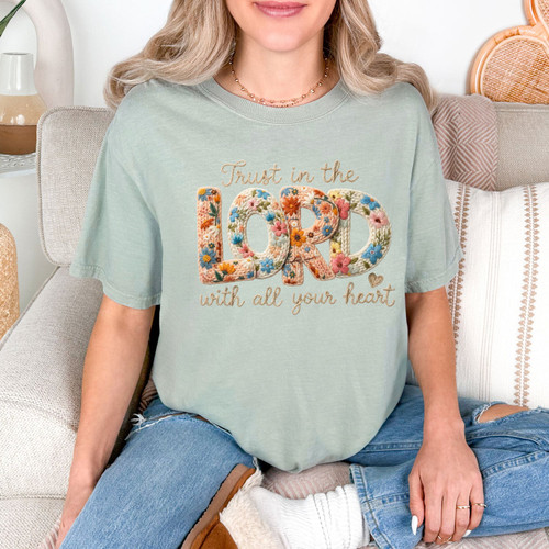 Faux Yarn Trust in the Lord with All Your Heart Tee