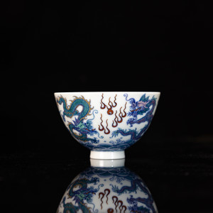 Double Dragon Playing with Pearl Bowl Double Dragon Playing with Pearl Bowl
