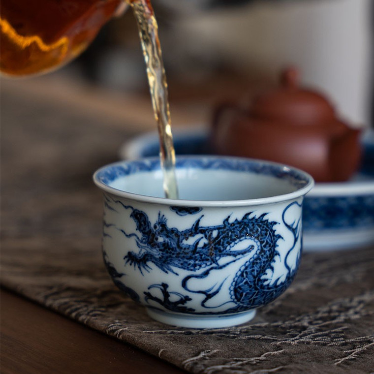 Azure Dragon Cloud Pattern Cup