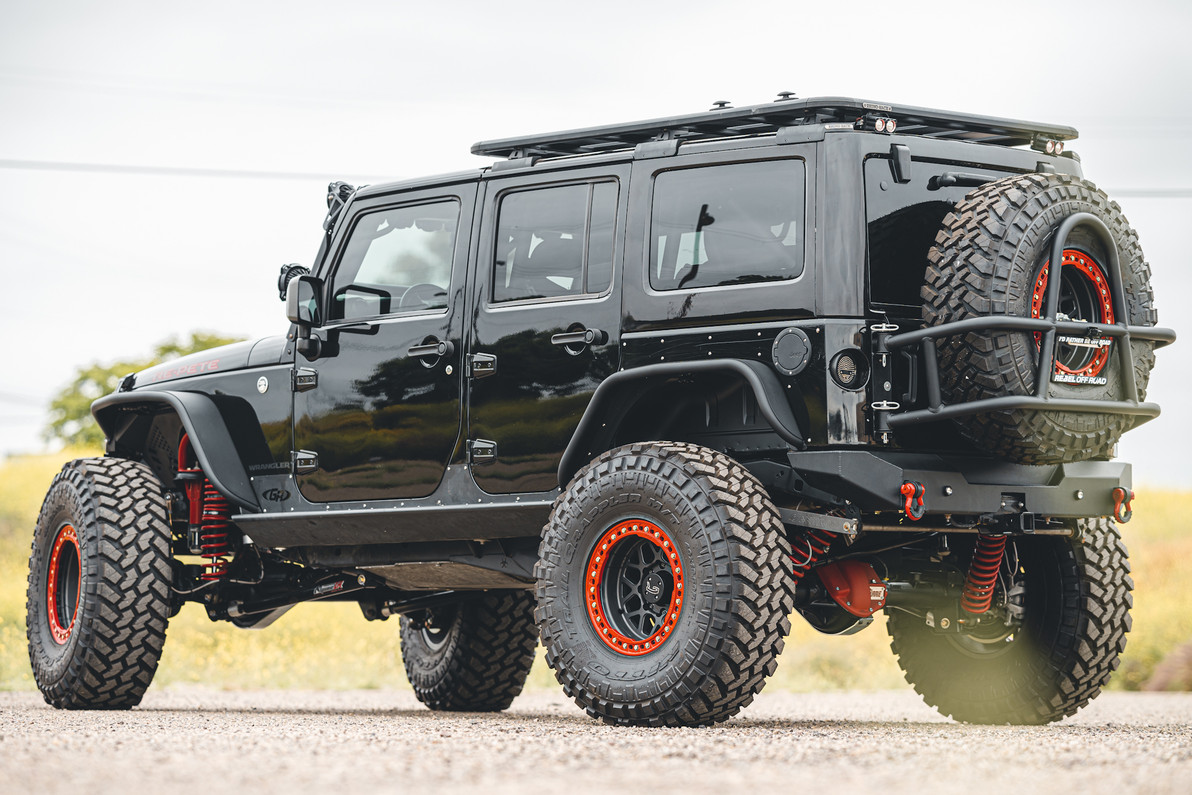 A Phoenix Rising: Rebuilding Pete's V8 Jeep Wrangler JKU with Rebel Off Road