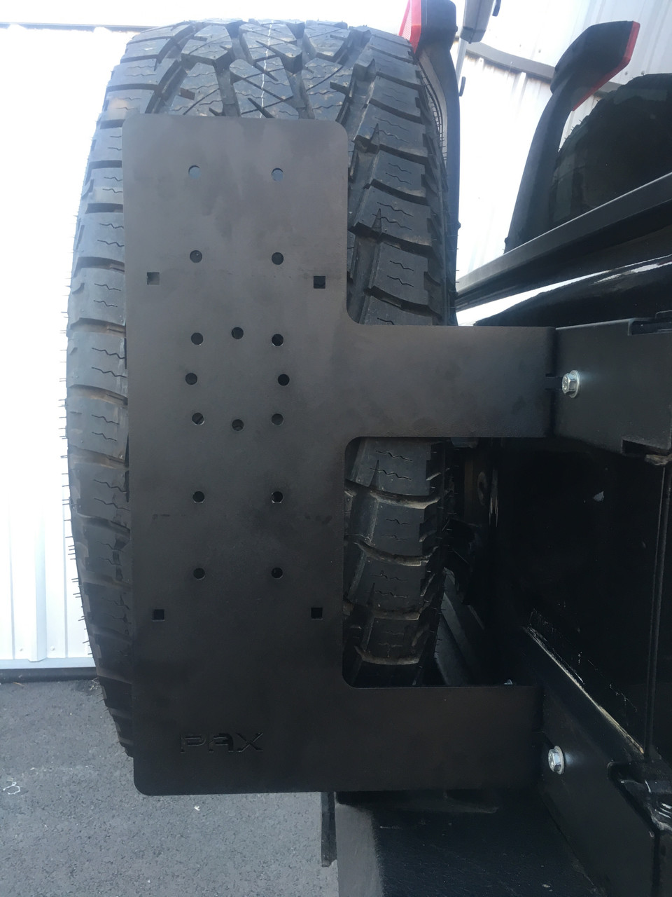 RotoPAX Jeep JK Tailgate Mount - FX-JTM
