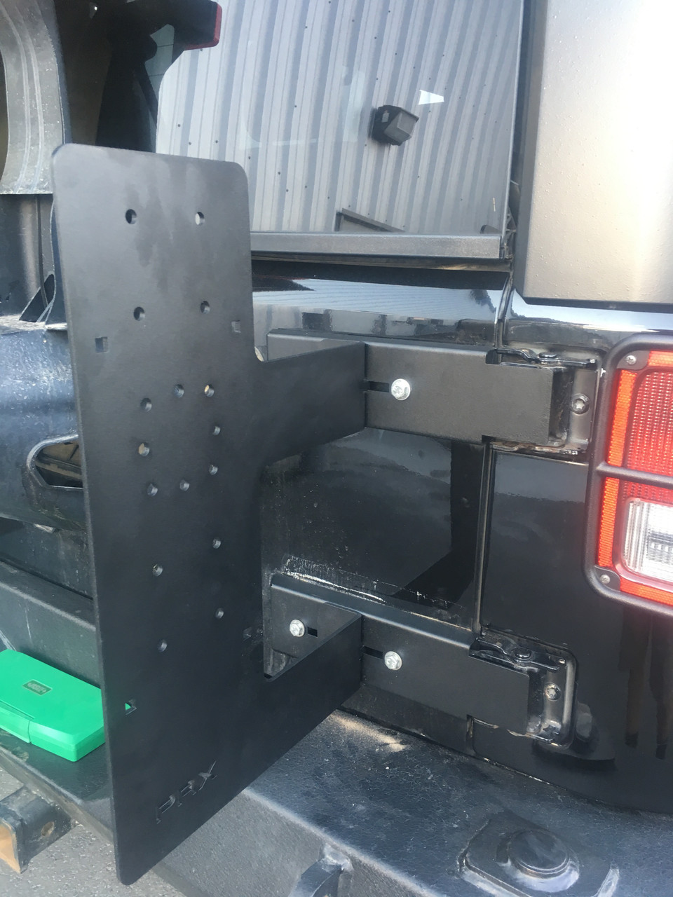 RotoPAX Jeep JK Tailgate Mount - FX-JTM