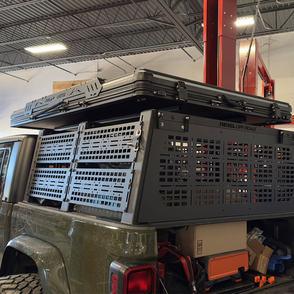 XD Lhotse Clam Shell Aluminum Hard Shell Roof Top Tent, Blue Body