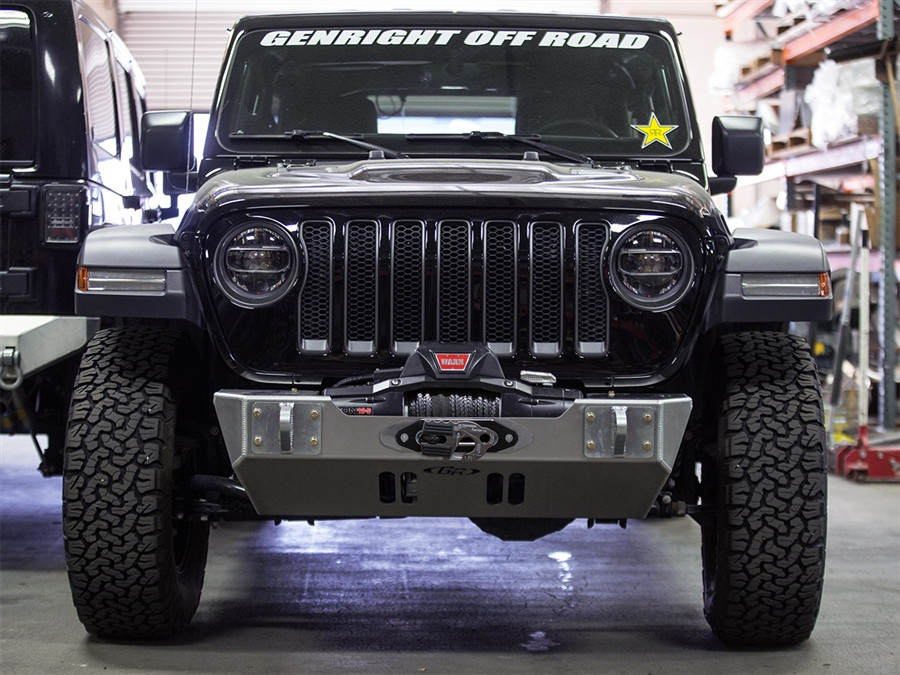 GENRIGHT OFFROAD JL/JT STUBBY FRONT BUMPER - ALUMINUM - FBB-10040