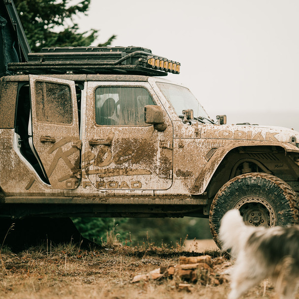 HALO 2.0 Roof Rack With Off Road Lighting Mounts - Gladiator