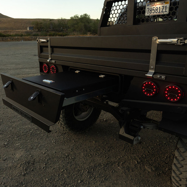 16-23 (3rd Gen) Toyota Tacoma Bobbed Flatbed Tray By Rebel Off Road