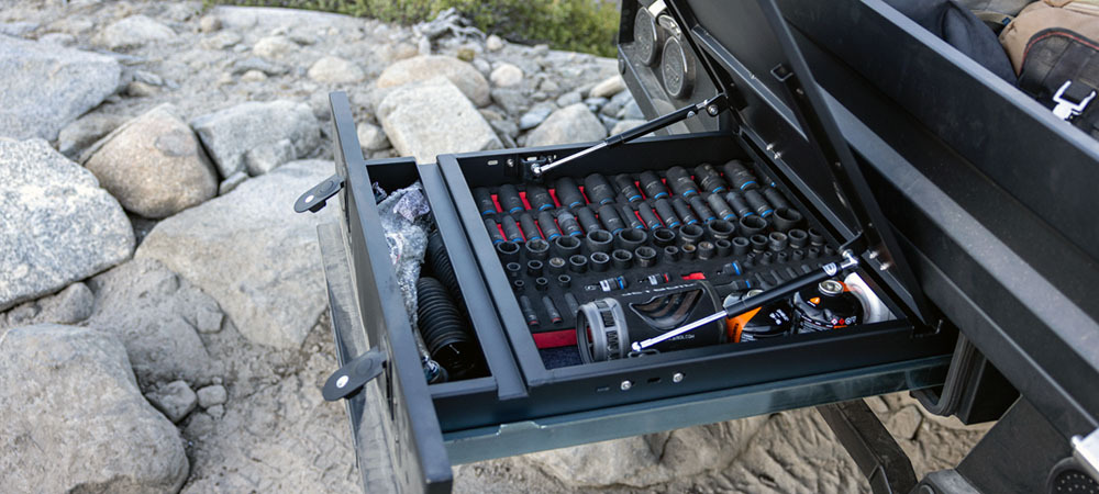 TACOMA BOBBED FLATBED TRUNDLE DRAWER