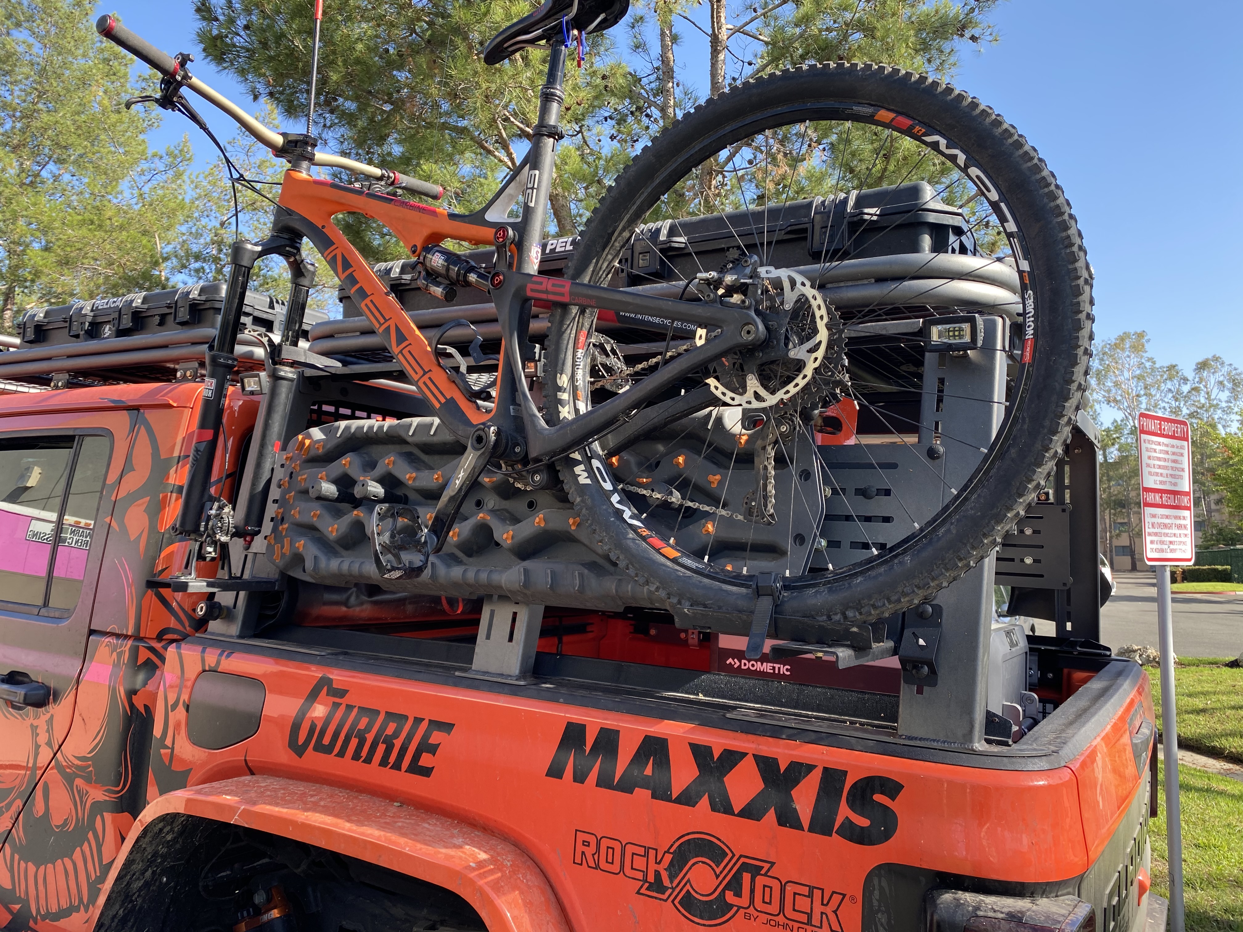 jeep bike mount