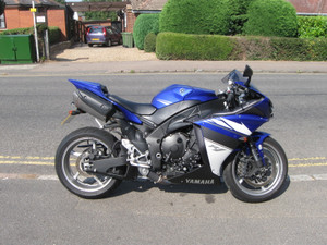 Yamaha YZF-R1. Original first Big Bang model with just 4044 miles! 