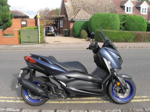 Yamaha XMAX 125. 
