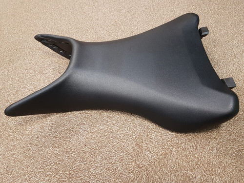 Genuine Yamaha MT-09/SP/Y-AMT 2024 Onwards Standard Seat (Fitted, But Condition As New)