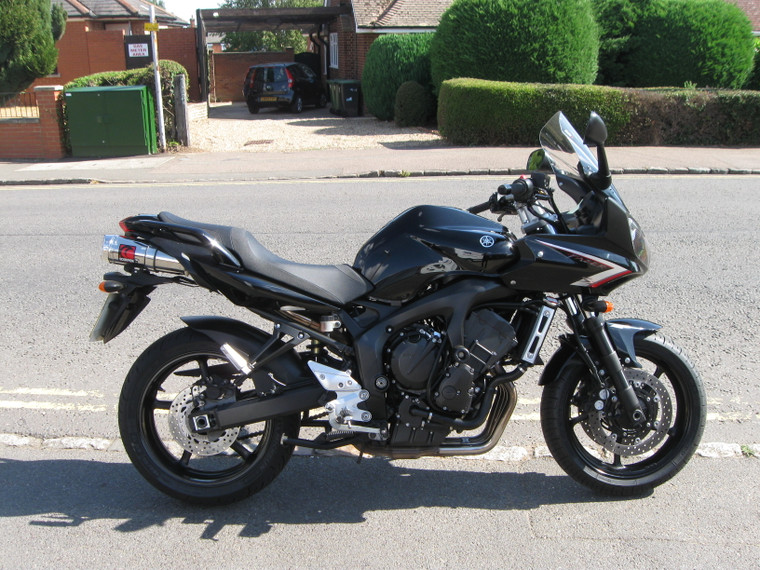 Yamaha FZ6 Fazer S2 ABS. Lovely clean condition with Scorpion exhaust. 