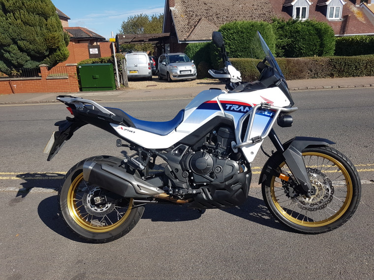 Honda XL 750 P Transalp. Quick shifter, Acerbis, levers etc. 