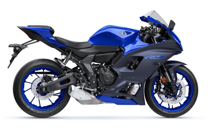 YZF-R7