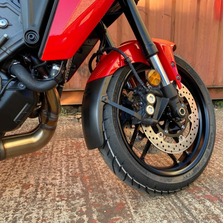 Pyramid Plastics Fenda Extenda – Front Mudguard Extension For Yamaha MT-09 2013-2020 & Tracer 900 2015-2020 – Matte Black