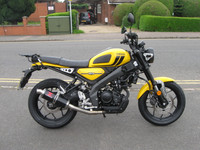 Yamaha XSR 125. Rack, sports exhaust and new tyres.