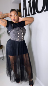 model wearing size medium 
5.3 
